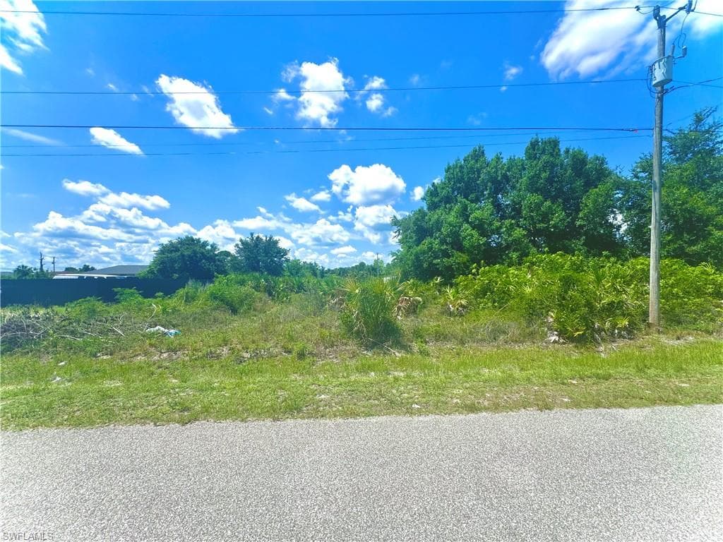 3609 13th ST SW LEHIGH ACRES, FL 33976