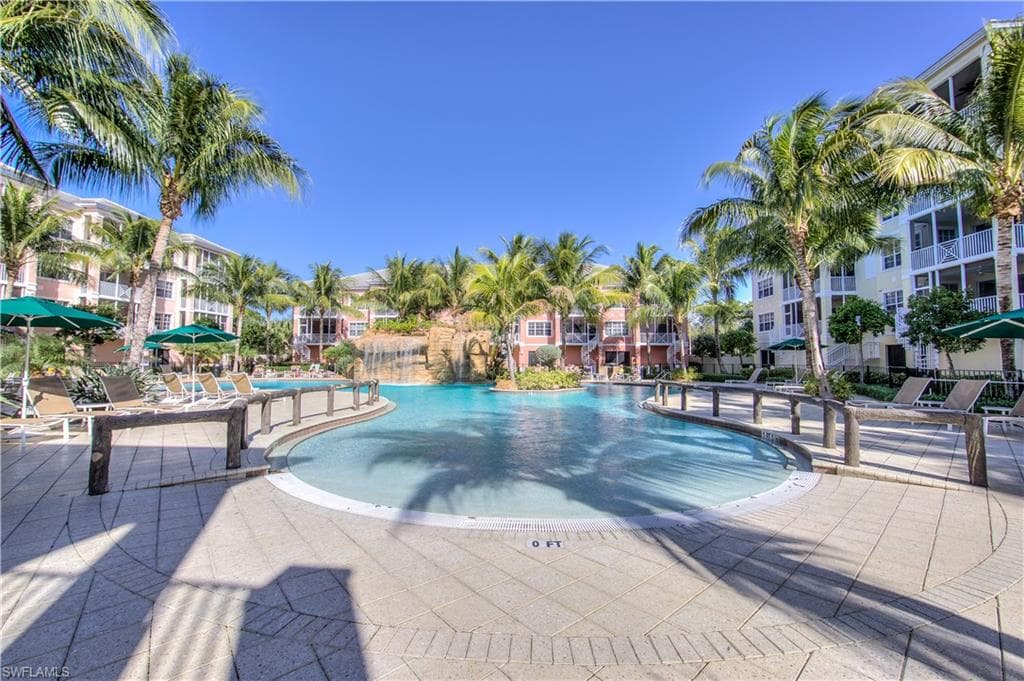 3901 Kens WAY 3202 BONITA SPRINGS, FL 34134