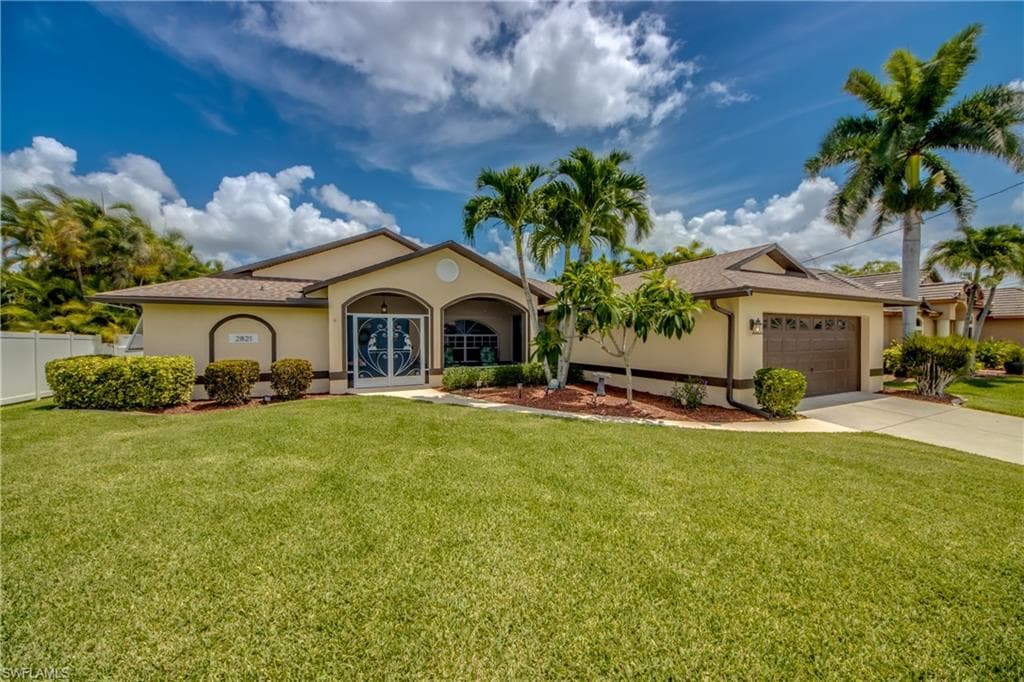 2821 SW 33rd TER CAPE CORAL, FL 33914