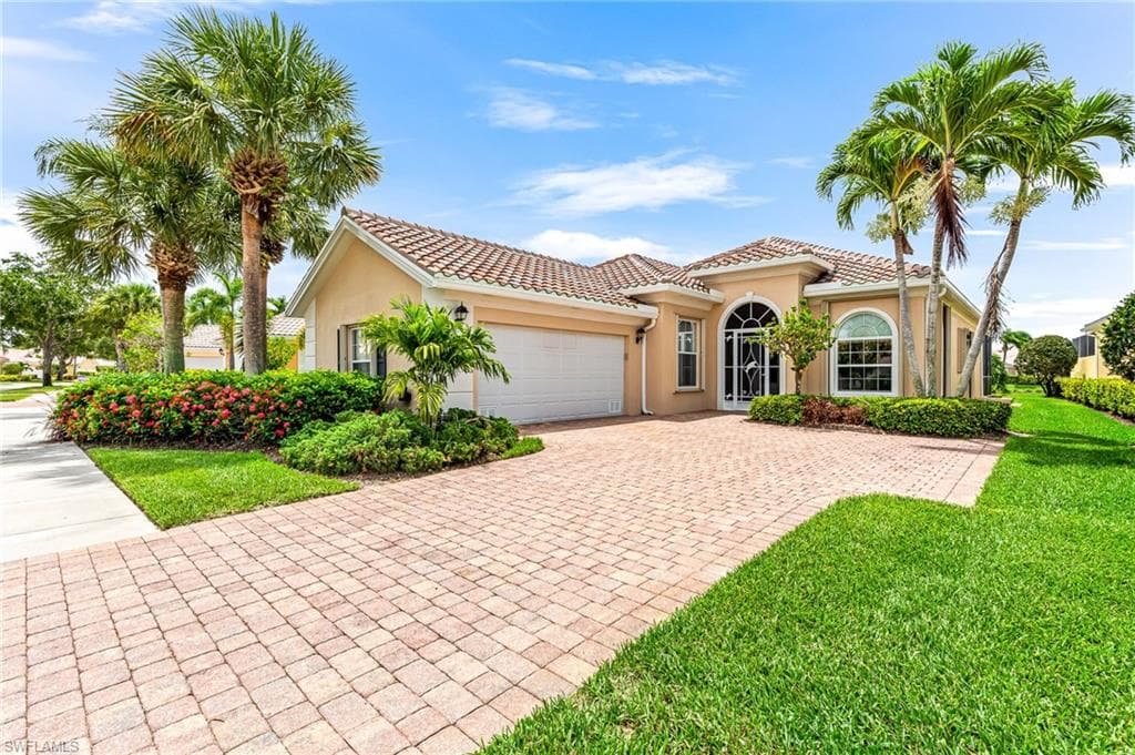 7710 Hernando CT NAPLES, FL 34114
