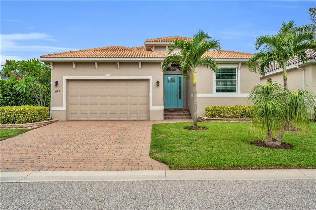 8589 Banyan Bay BLVD FORT MYERS, FL 33908