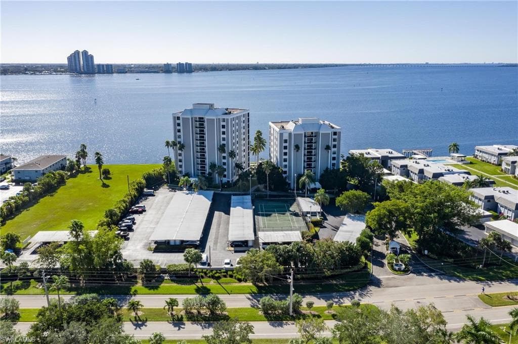 3350 N Key DR B713 NORTH FORT MYERS, FL 33903
