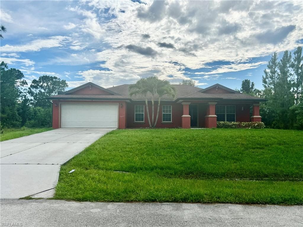 832 Ontario AVE S LEHIGH ACRES, FL 33974