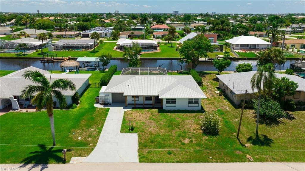 5141 York CT CAPE CORAL, FL 33904