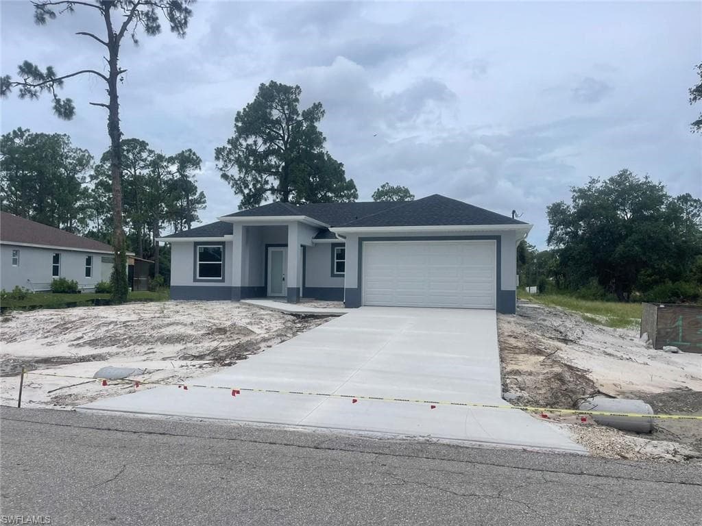 1315 Williams AVE LEHIGH ACRES, FL 33972