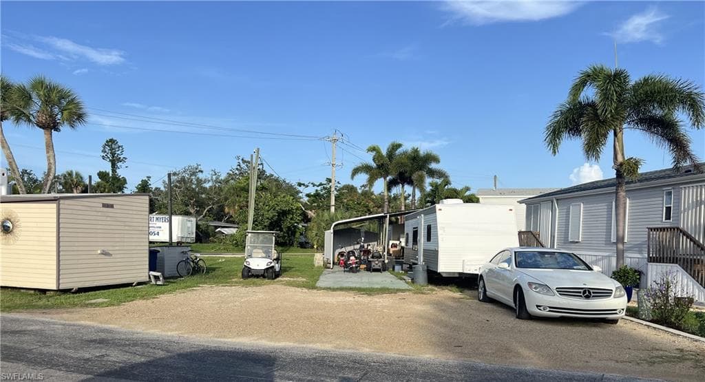 37 Nancy LN FORT MYERS BEACH, FL 33931