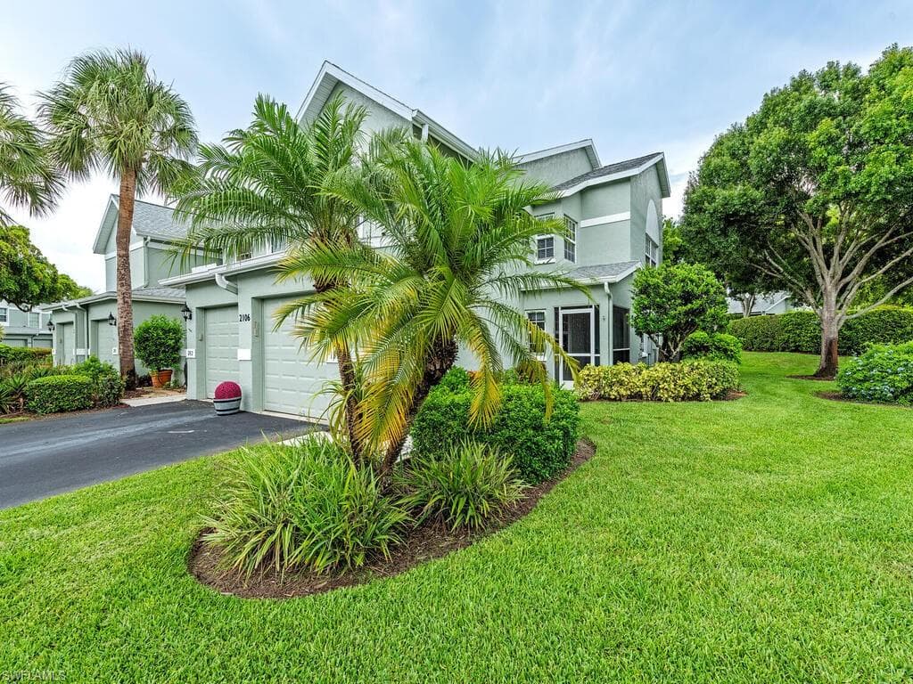 2106 Tama CIR 102 NAPLES, FL 34112