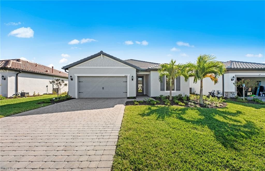 20143 Kingmont DR ESTERO, FL 33928