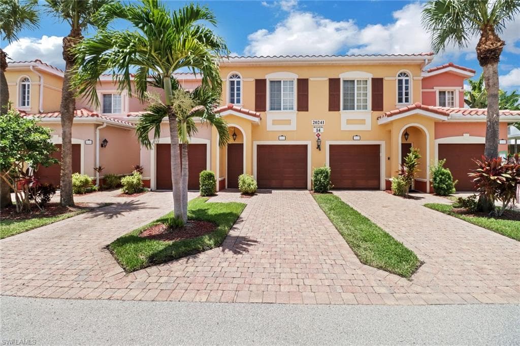 20241 Estero Gardens CIR 207
