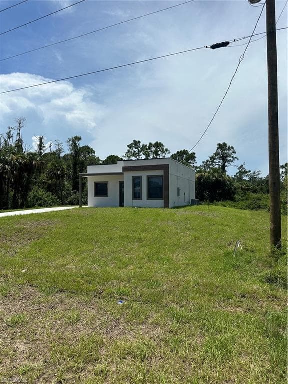 134 Viewpoint DR LEHIGH ACRES, FL 33972