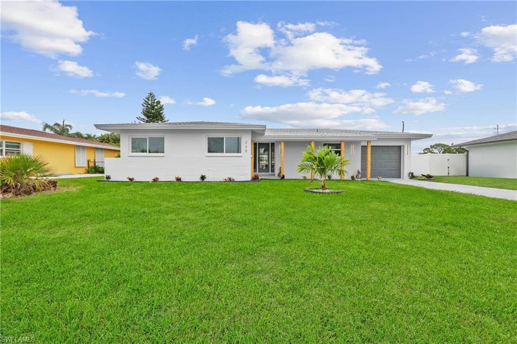 225 SE 47th ST CAPE CORAL, FL 33904