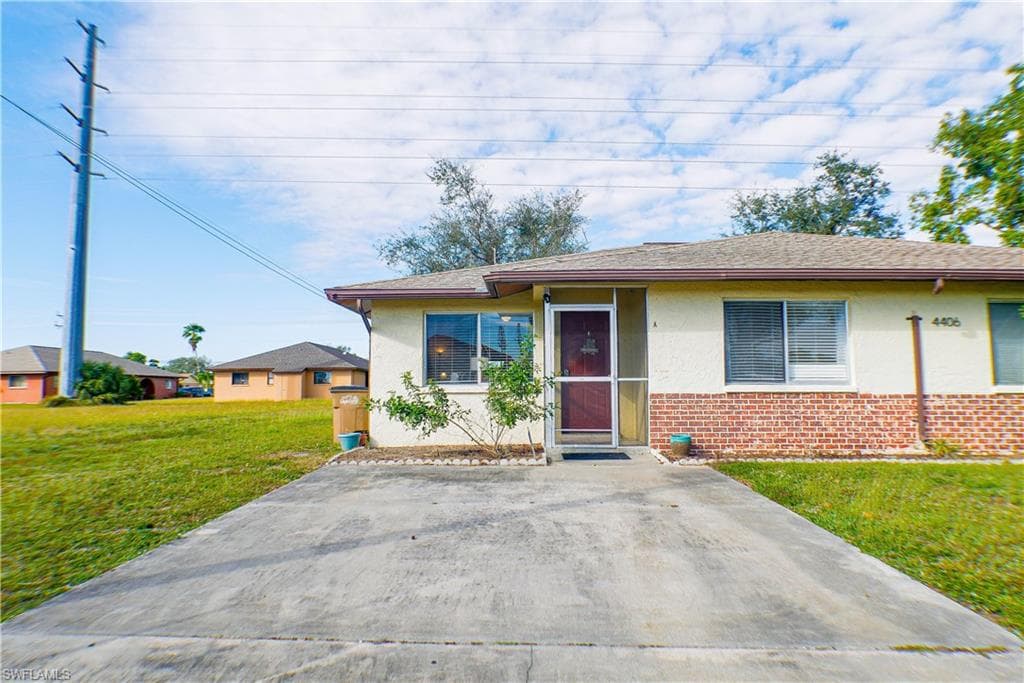 4406 santa barbara BLVD CAPE CORAL, FL 33914