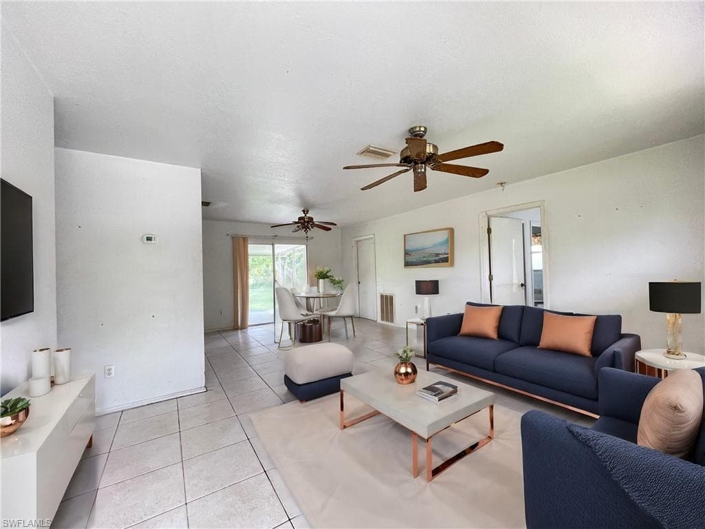 18289 Eblis AVE PORT CHARLOTTE, FL 33948