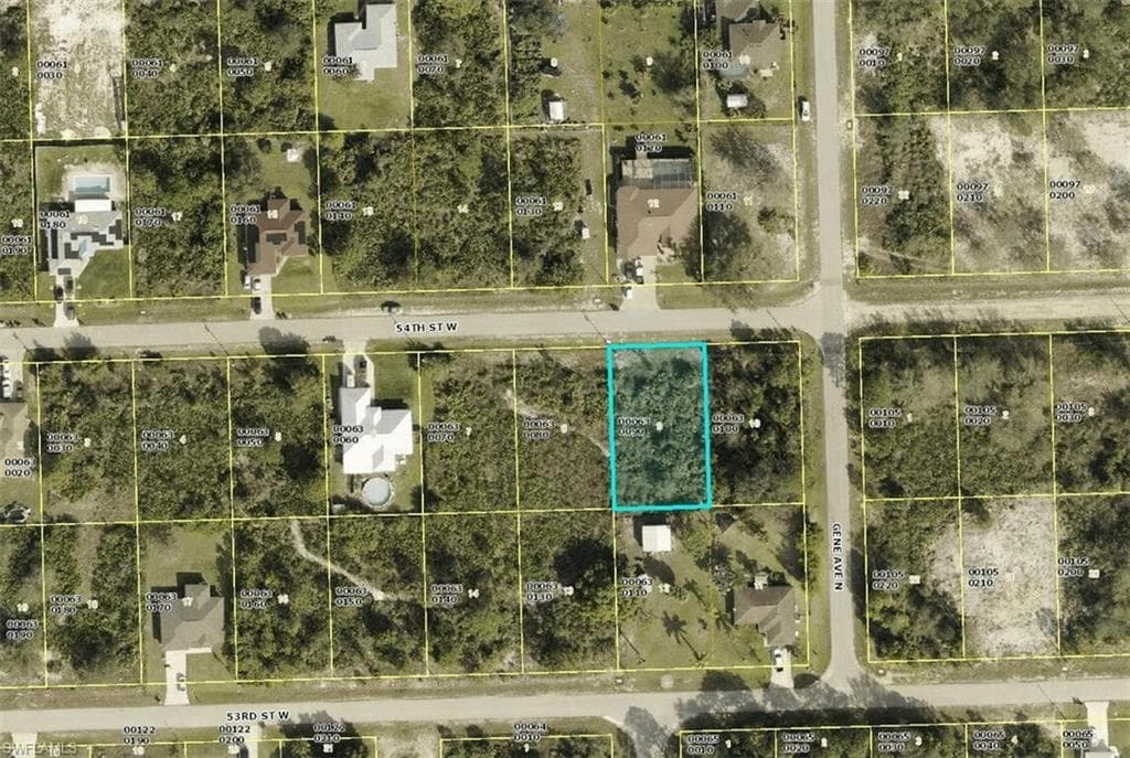 2703 54th ST W LEHIGH ACRES, FL 33971