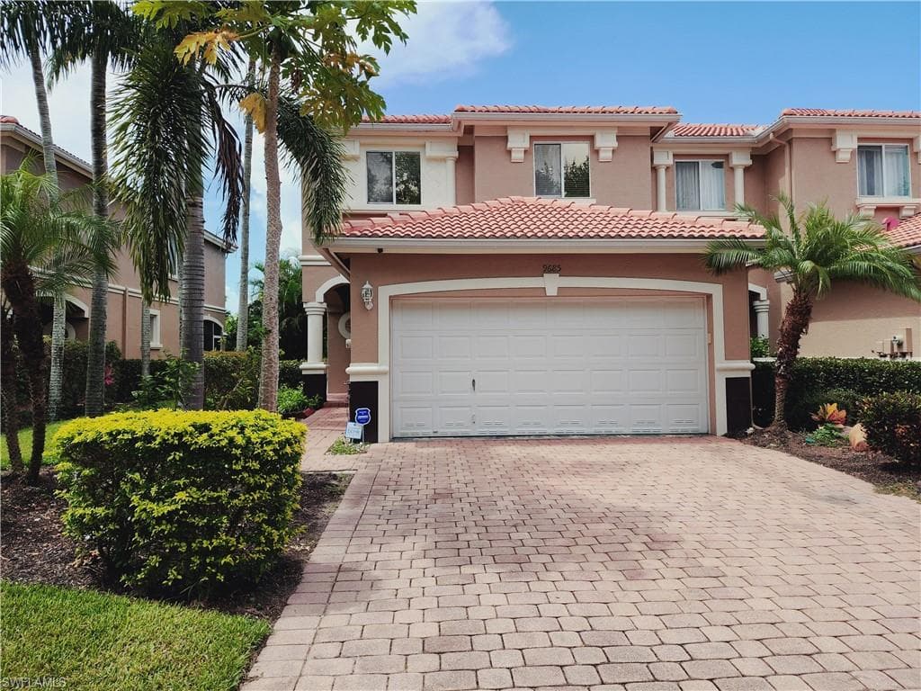 9685 Roundstone CIR FORT MYERS, FL 33967