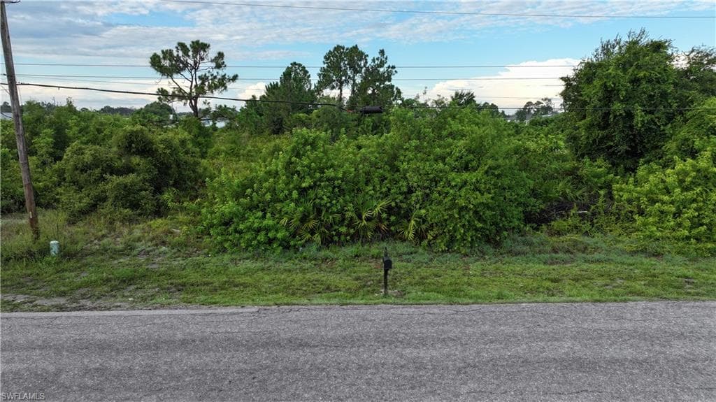 2603 15th ST SW LEHIGH ACRES, FL 33976
