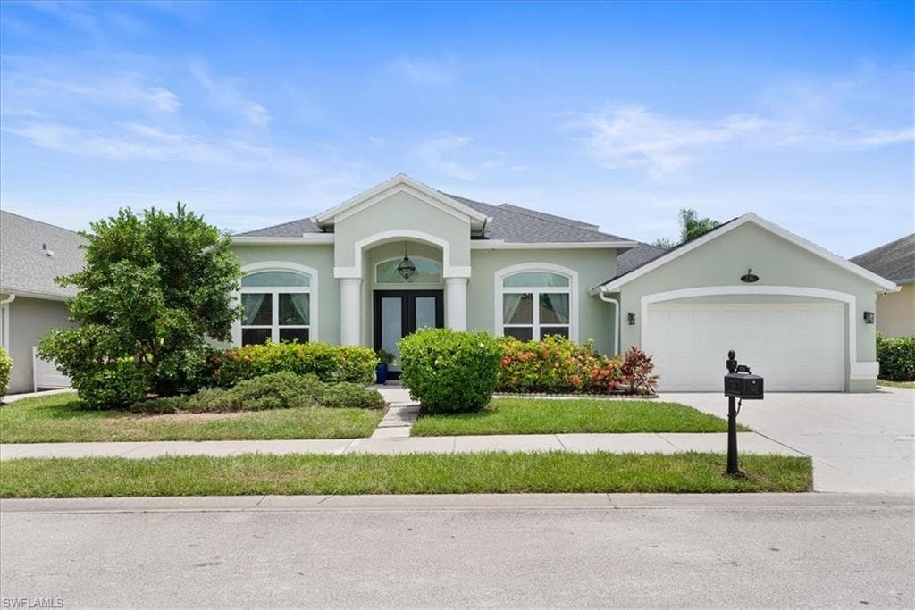 236 Backwater CT NAPLES, FL 34119