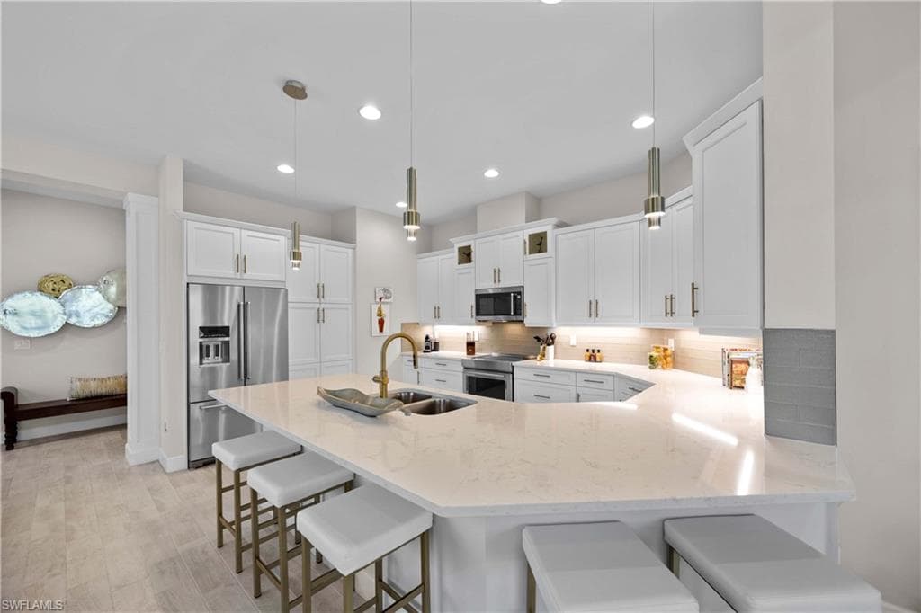 6330 Arriba AVE NAPLES, FL 34113