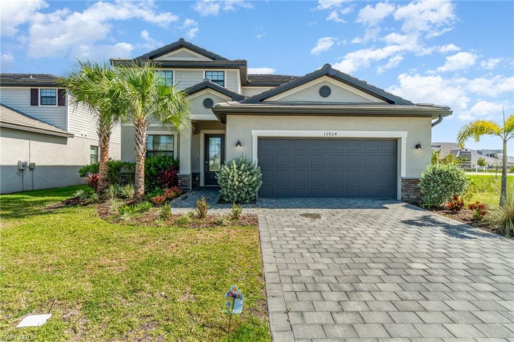 13924 Pine Lodge LN FORT MYERS, FL 33913