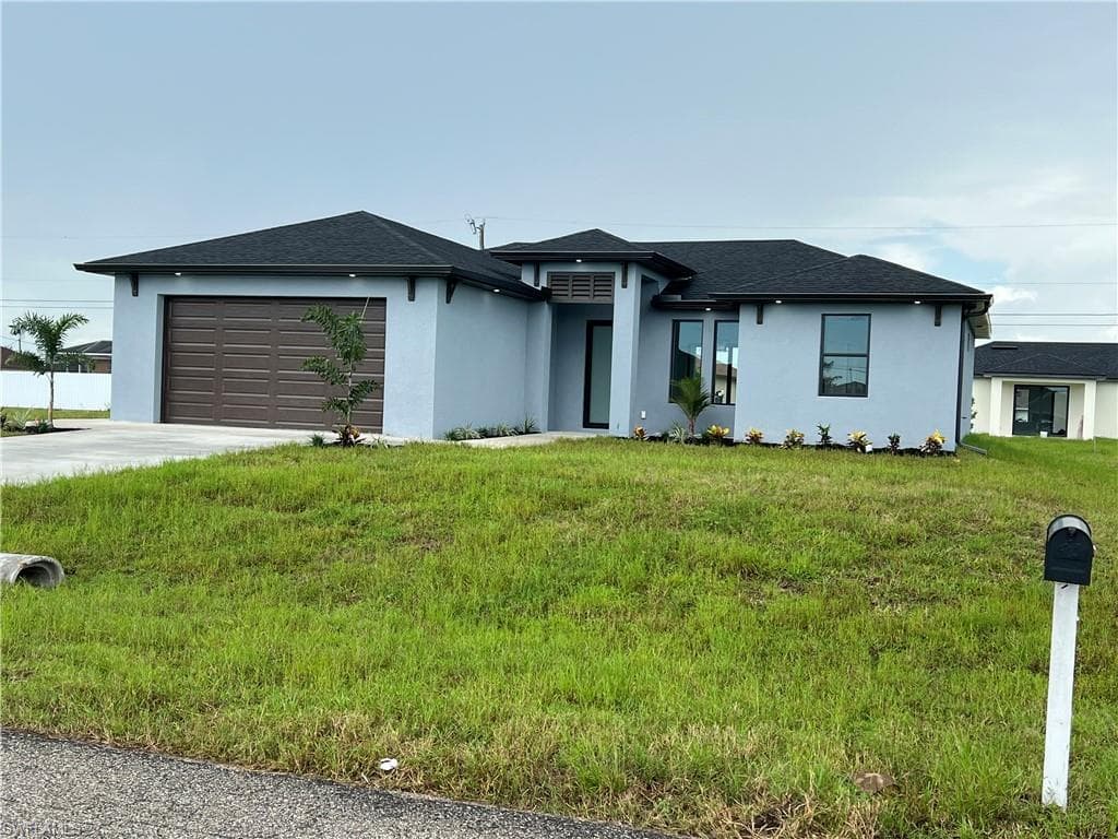 1811 NE 17th PL CAPE CORAL, FL 33909