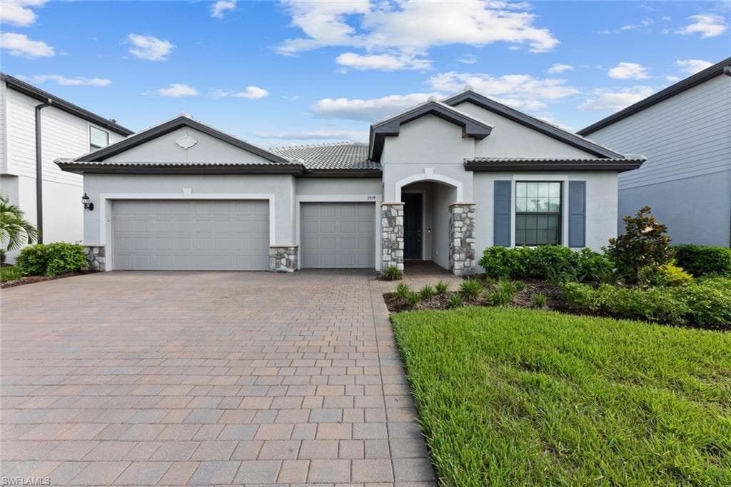 3939 Black Eagle LN FORT MYERS, FL 33966
