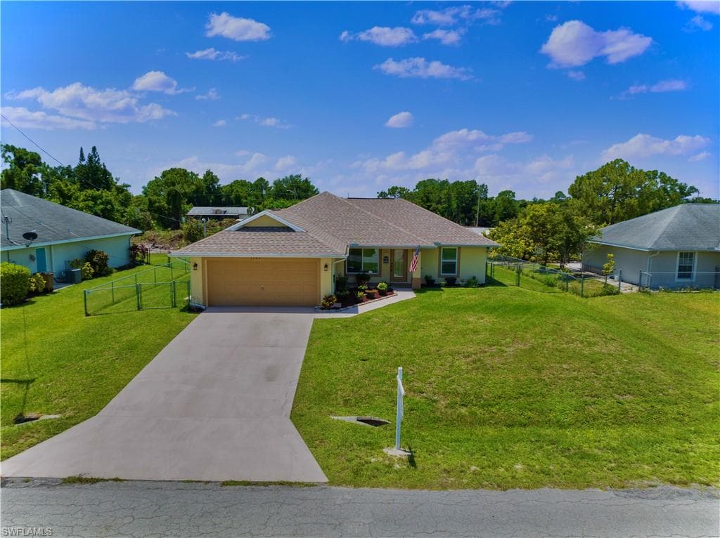 3107 9th ST W LEHIGH ACRES, FL 33971