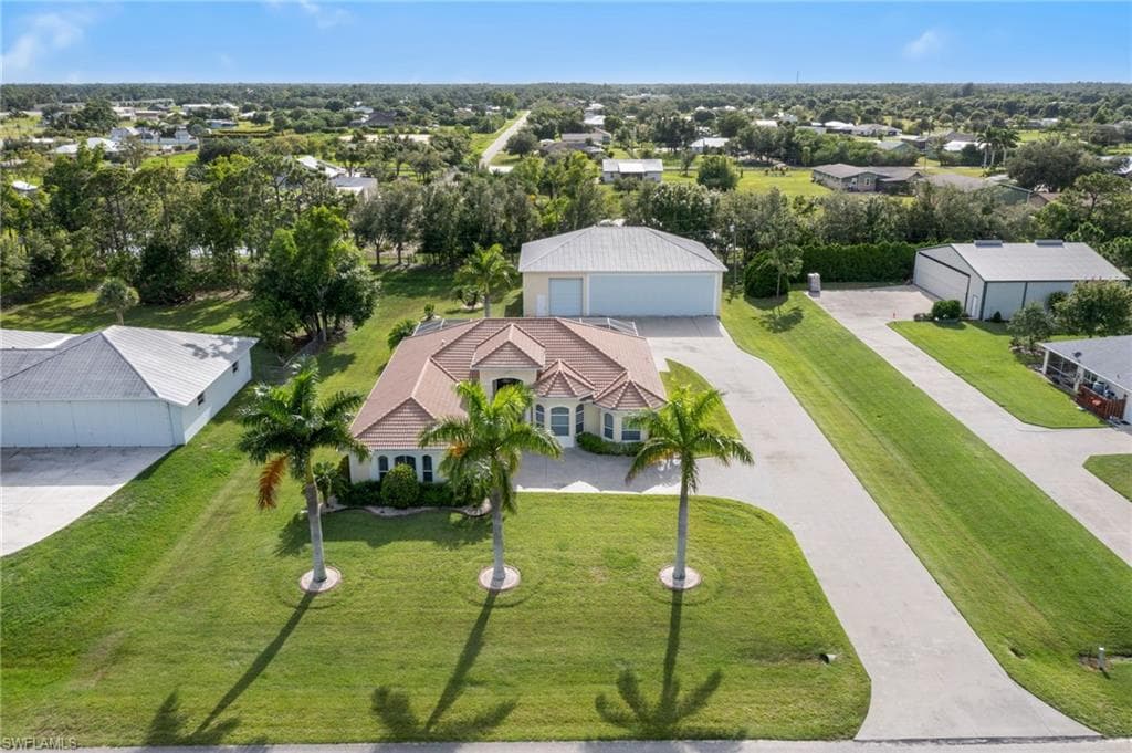 18741 Crosswind AVE NORTH FORT MYERS, FL 33917