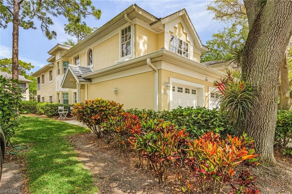 2806 Aintree LN W H201 NAPLES, FL 34112