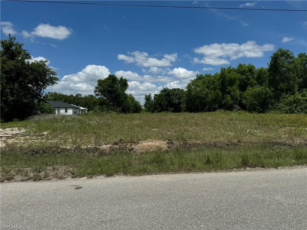 1101-1103 Hightower AVE S LEHIGH ACRES, FL 33973