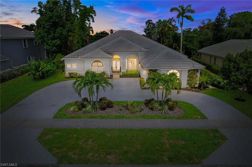 11257 Longshore WAY W NAPLES, FL 34119