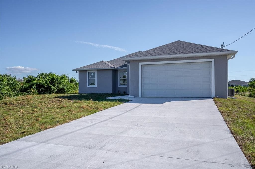 4002 36th ST SW LEHIGH ACRES, FL 33976