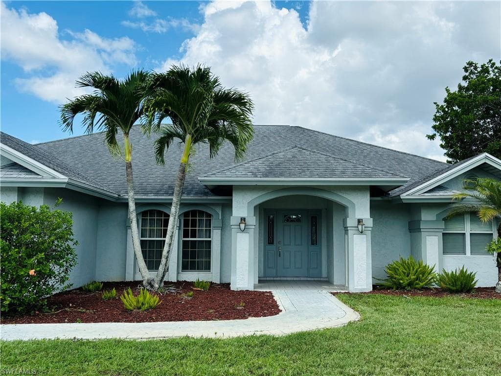 2324 Kings Lake BLVD NAPLES, FL 34112