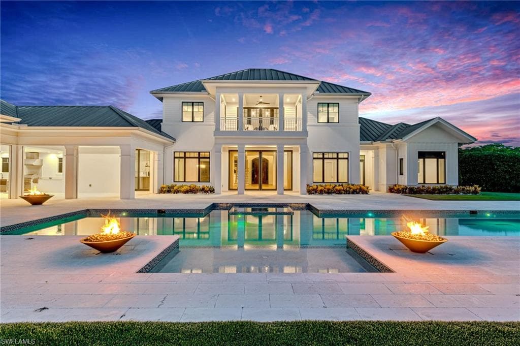 171 North ST NAPLES, FL 34108