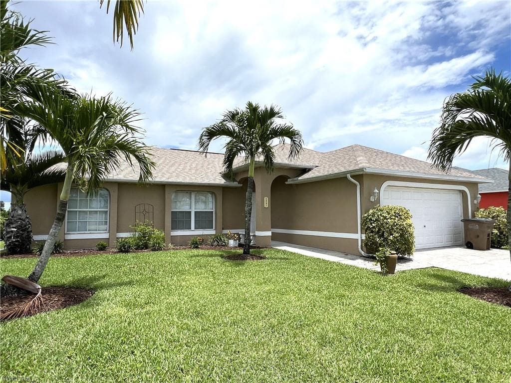 2907 NW 8th PL CAPE CORAL, FL 33993