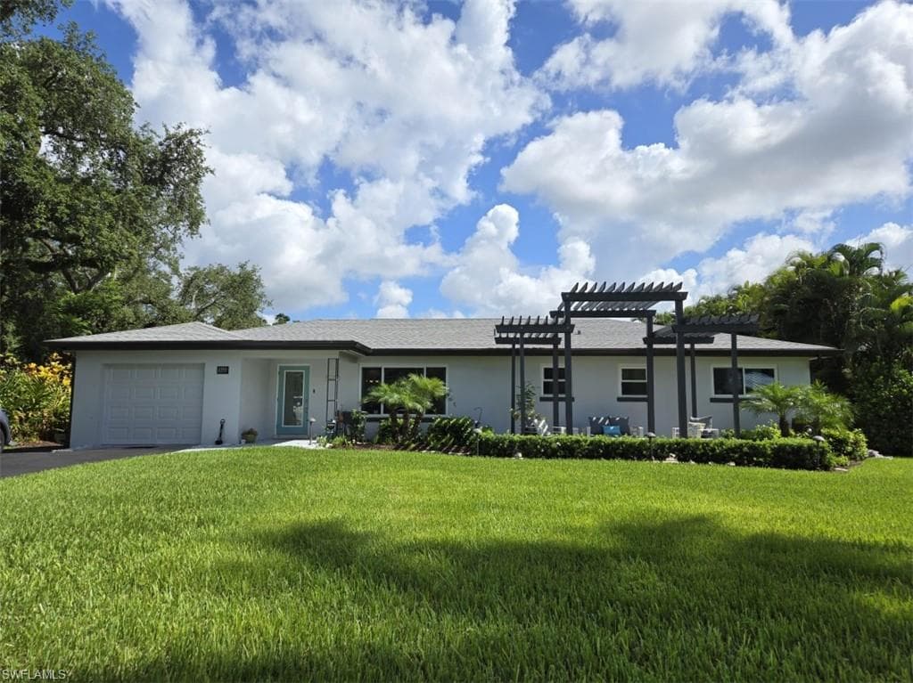 1333 Shadow LN FORT MYERS, FL 33901