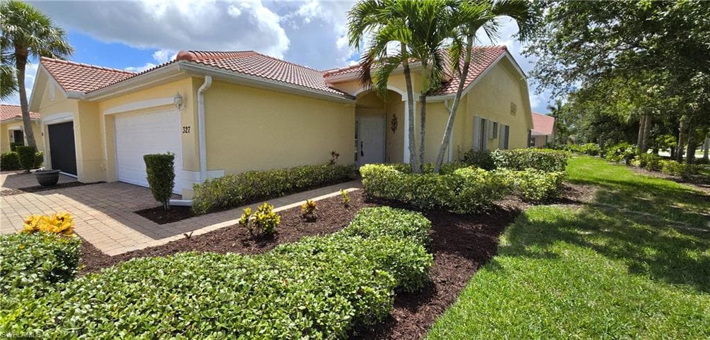 327 Monaco DR 12 PUNTA GORDA, FL 33950