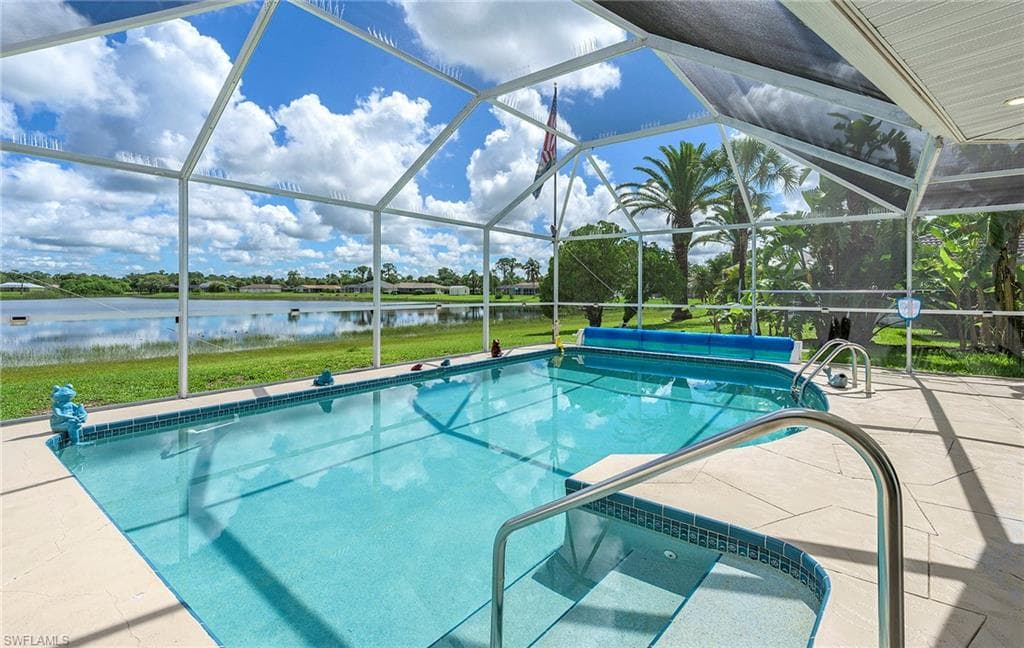500 Causeway DR LEHIGH ACRES, FL 33936