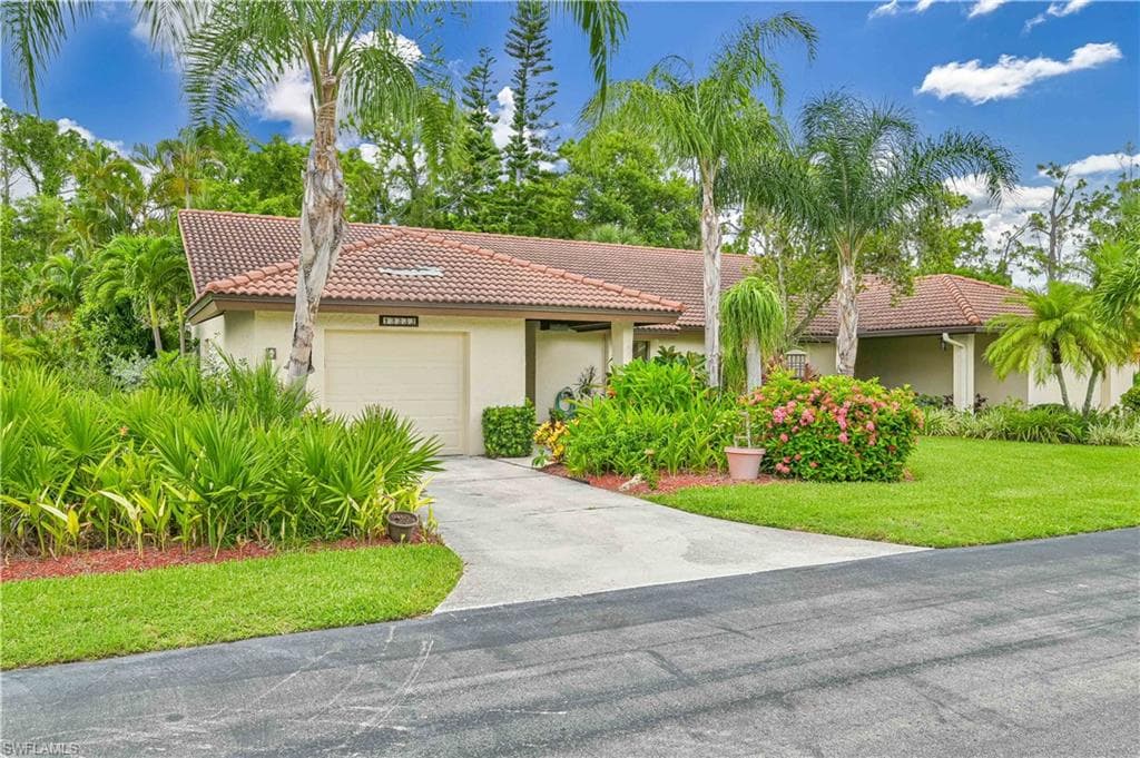 13232 Tall Pine CIR FORT MYERS, FL 33907