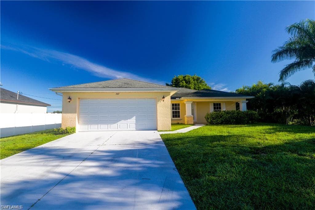 747 SW 5th ST CAPE CORAL, FL 33991