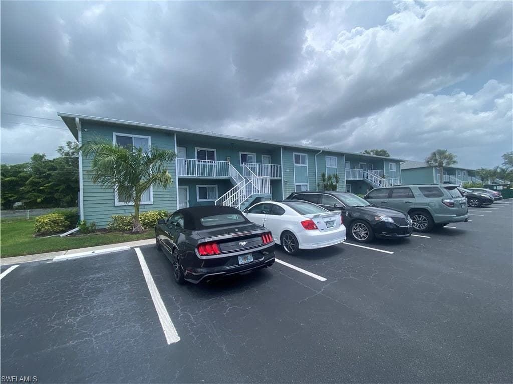 146 Cypress Way E #6 NAPLES, FL 34110