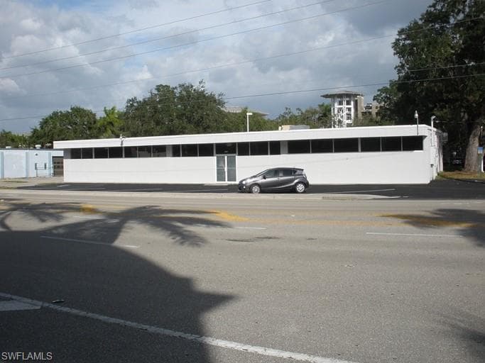 2205 Broadway FORT MYERS, FL 33901