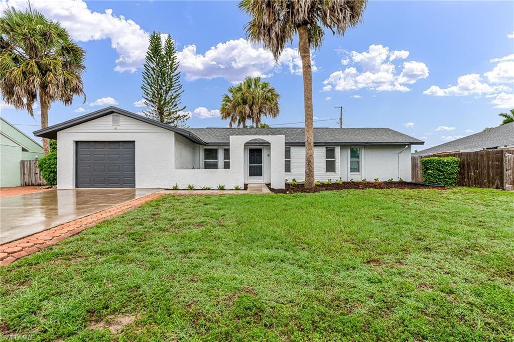 2971 41st ST SW NAPLES, FL 34116
