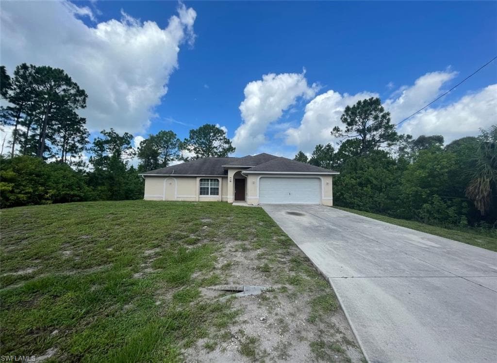 804 Knox AVE S LEHIGH ACRES, FL 33974