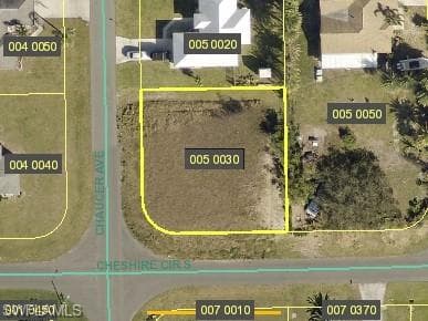 405 Chaucer AVE LEHIGH ACRES, FL 33936