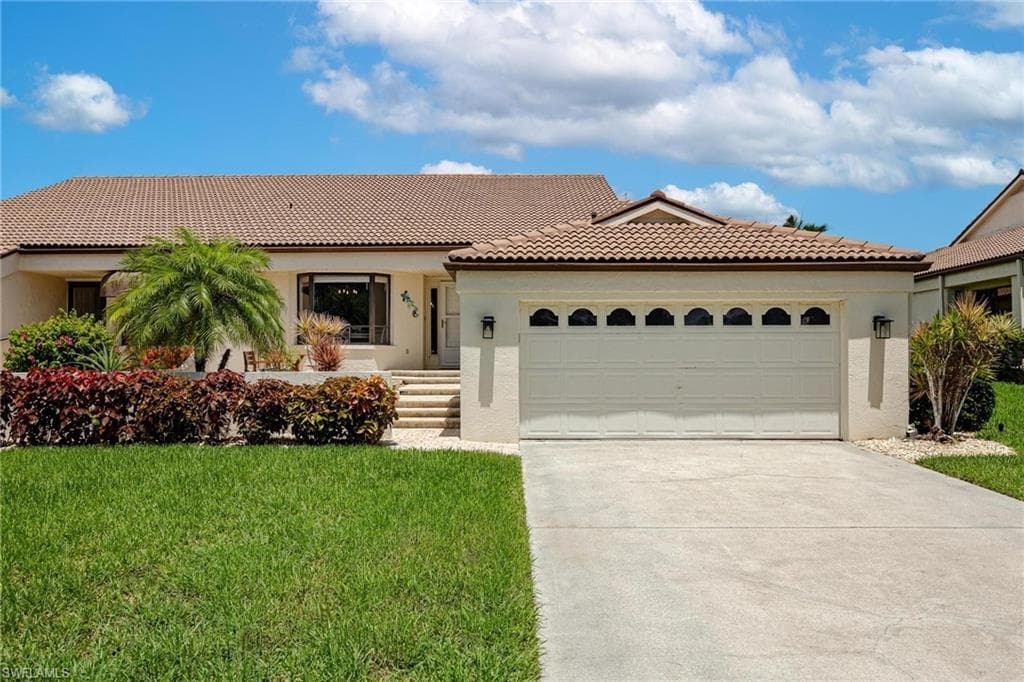 6193 Forest Villas CIR FORT MYERS, FL 33908