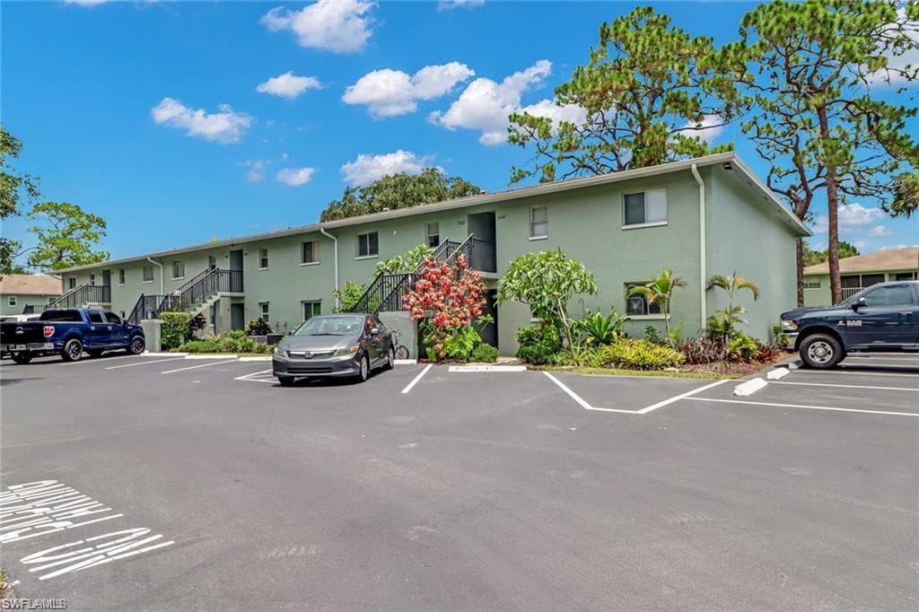 27249 Pullen AVE B5 BONITA SPRINGS, FL 34135