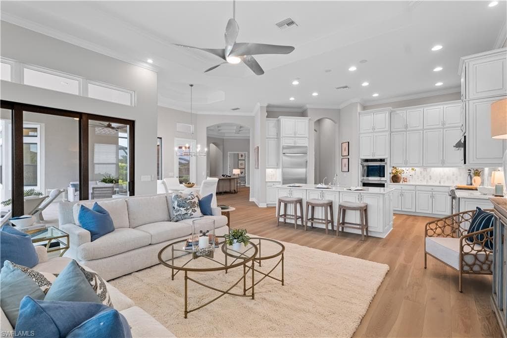 9333 Tulipano TER NAPLES, FL 34119