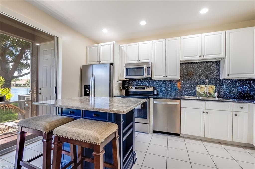 3350 Antica ST FORT MYERS, FL 33905