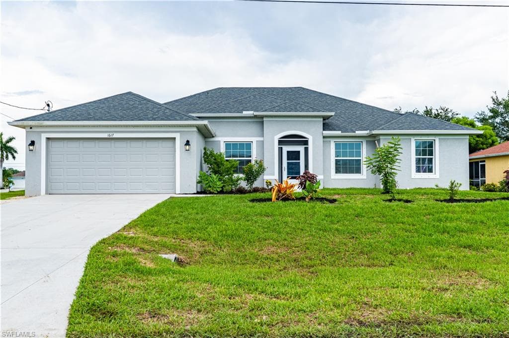 1617 31st PL CAPE CORAL, FL 33993