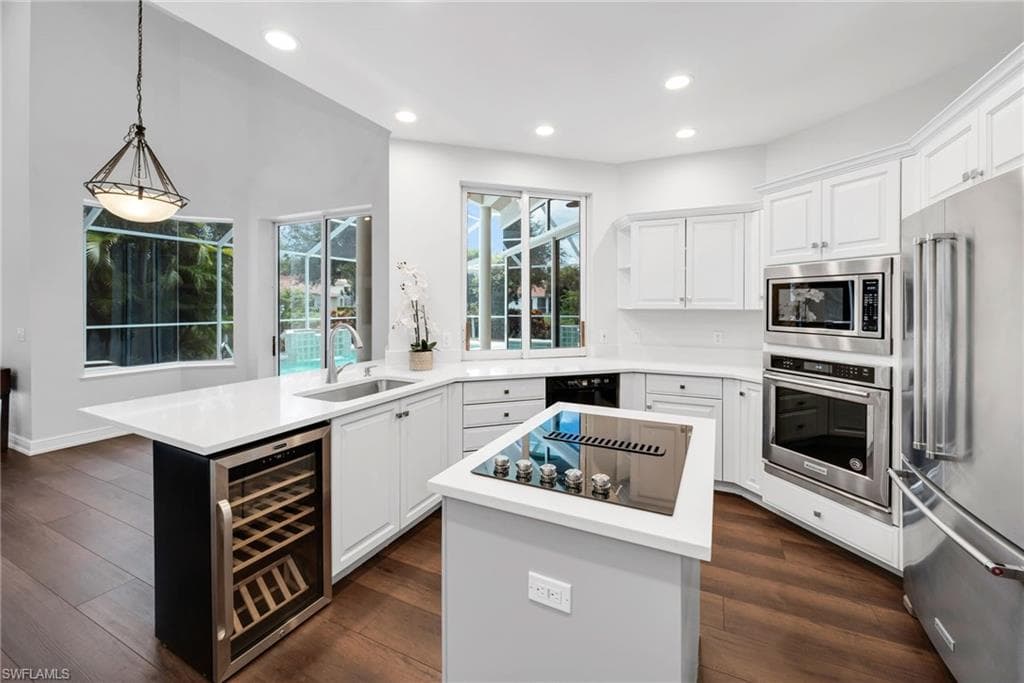 9736 Wilshire Lakes BLVD NAPLES, FL 34109